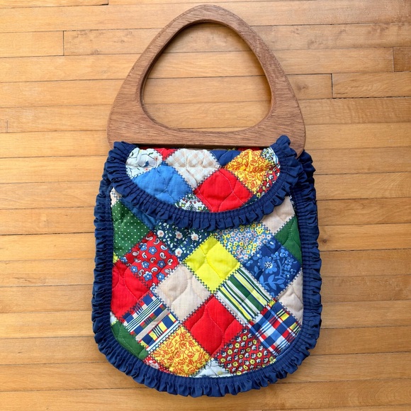 Vintage Handbags - Vintage LARGE PATCHWORK PURSE Bag Wood Wooden Handles 1970s Knitting Needlework
